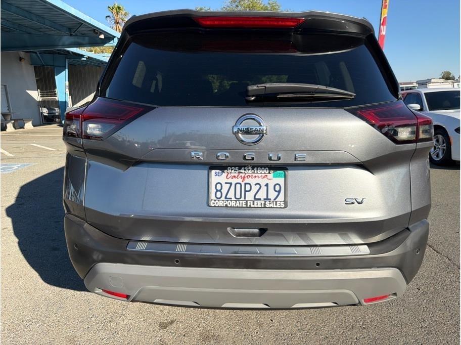 Nissan Rogue photo 6