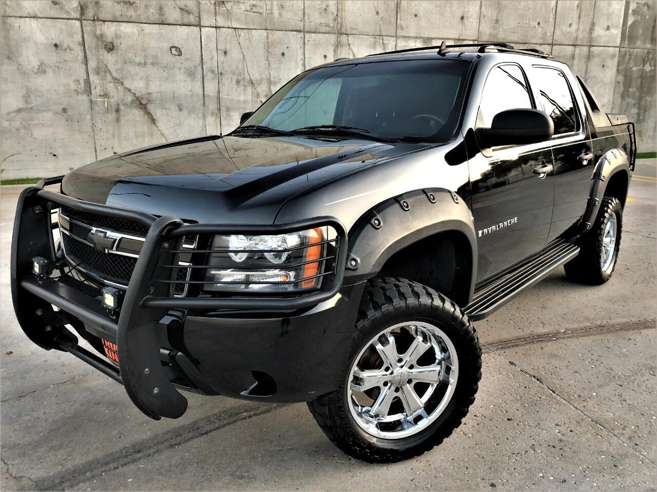 Used 2009 Chevrolet Avalanche 4WD Crew Cab 130" LS for Sale in Denver