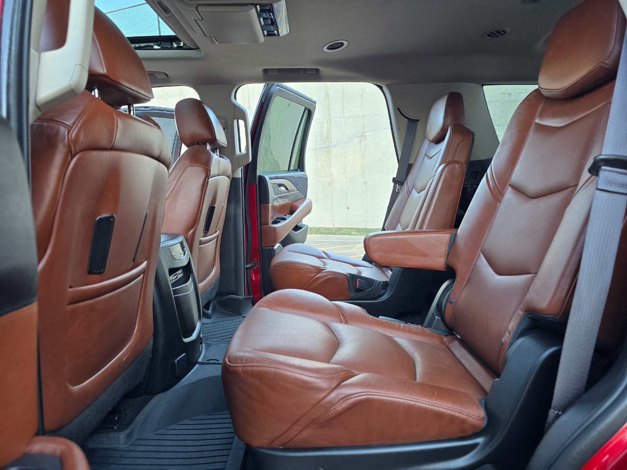 Cadillac Escalade 4WD 4dr Premium 2015