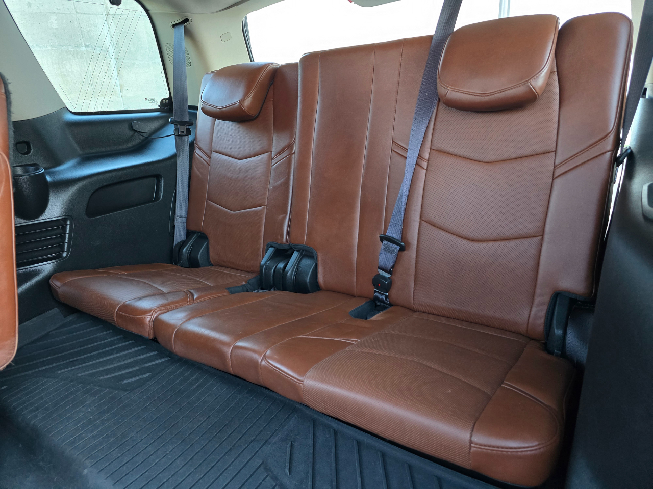 Cadillac Escalade 4WD 4dr Premium 2015