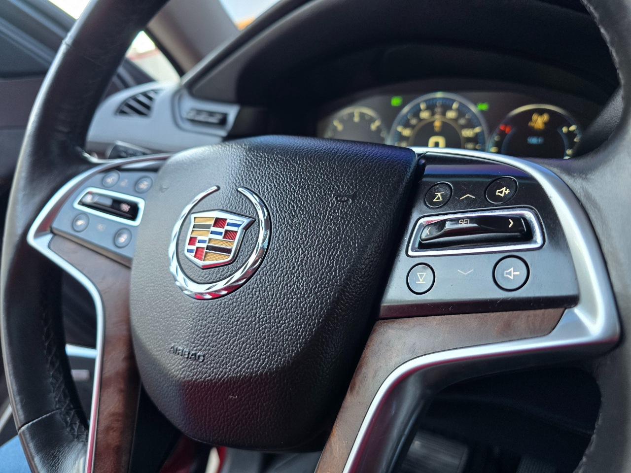 Cadillac Escalade 4WD 4dr Premium 2015