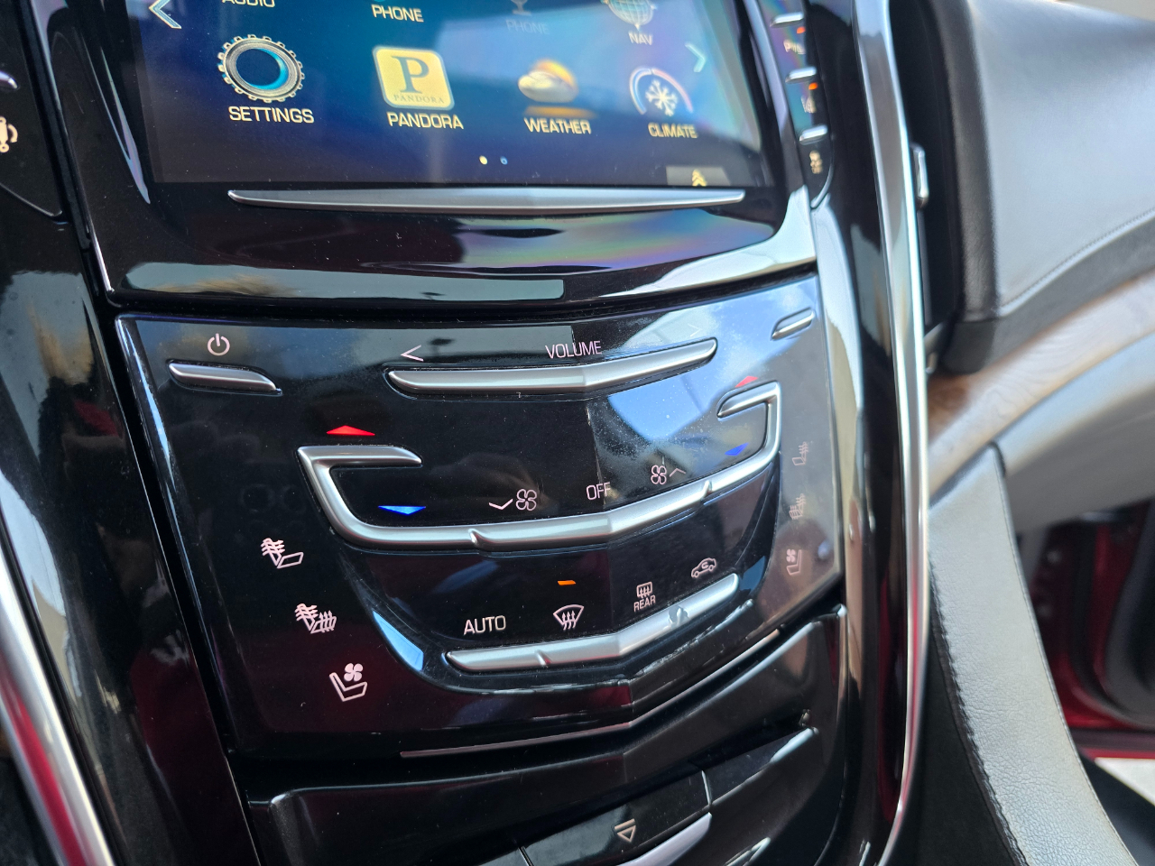 Cadillac Escalade 4WD 4dr Premium 2015