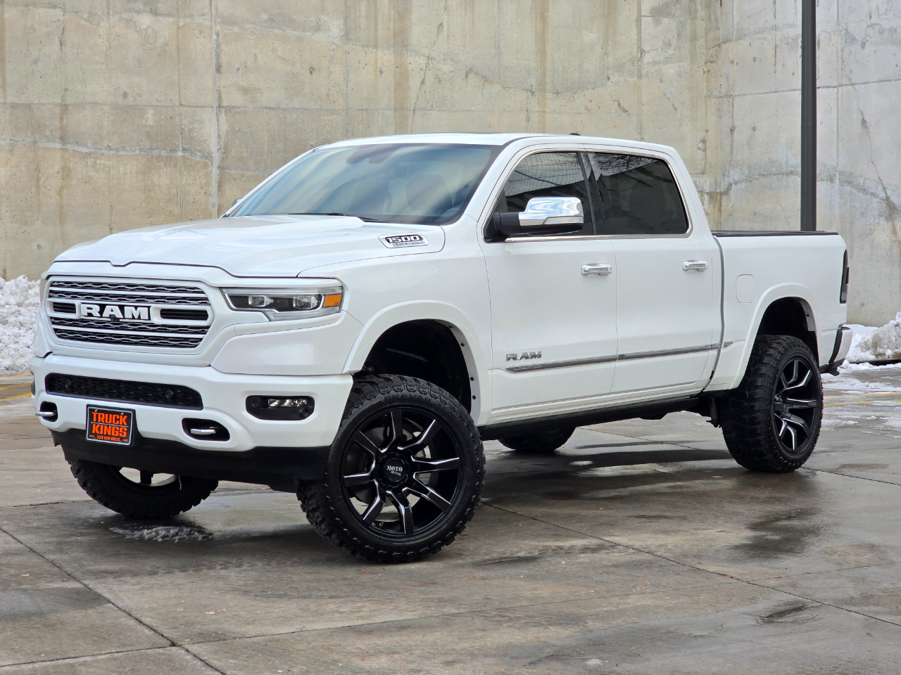 2021 RAM 1500 Limited 4x4 Crew Cab 5'7" Box