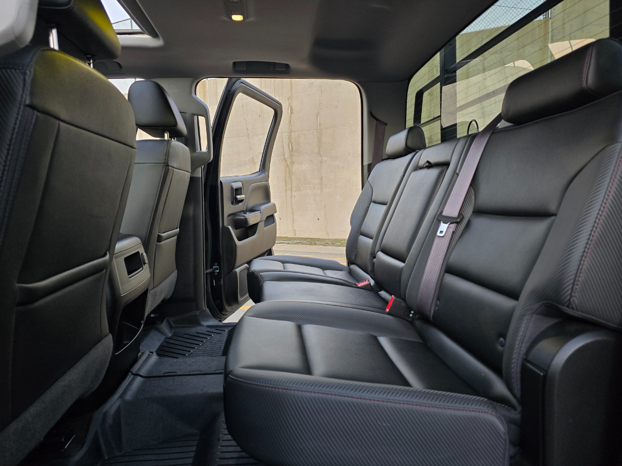 GMC Sierra 2500HD 4WD Crew Cab 153.7" SLT 2017