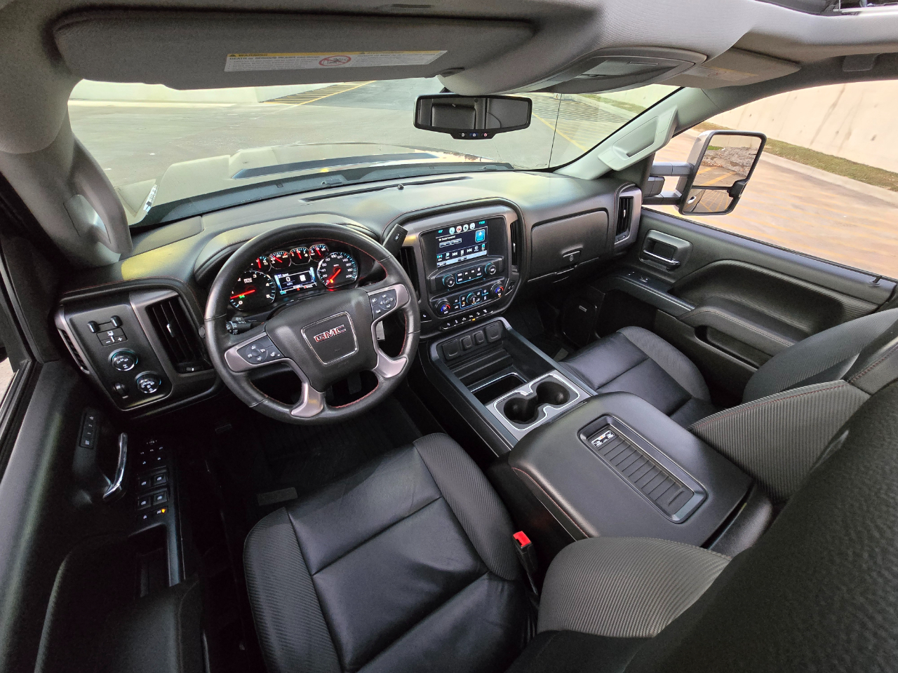 GMC Sierra 2500HD 4WD Crew Cab 153.7" SLT 2017