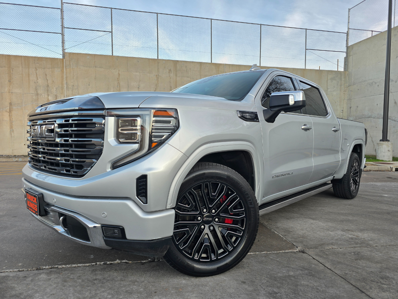 GMC Sierra 1500 4WD Crew Cab 147" Denali Ultimate 2022