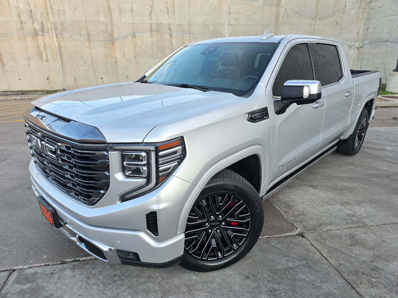 GMC Sierra 1500 4WD Crew Cab 147" Denali Ultimate 2022