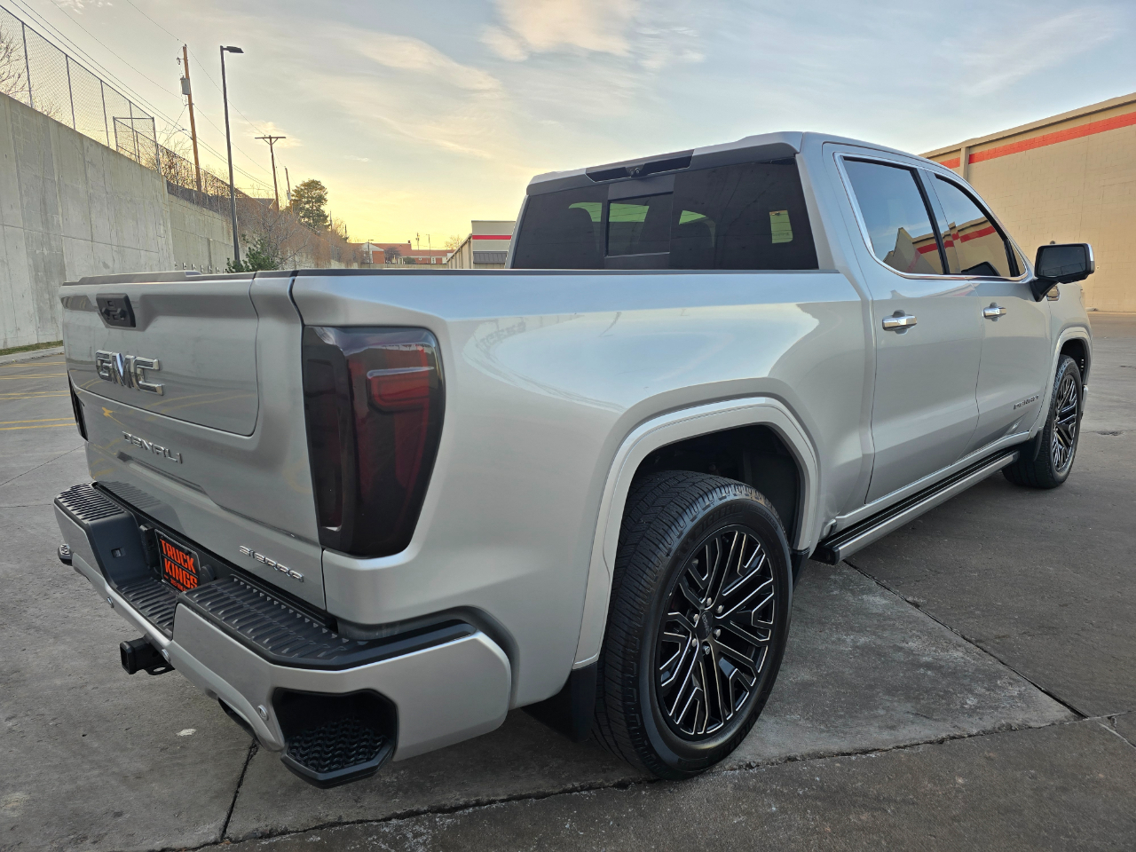GMC Sierra 1500 4WD Crew Cab 147" Denali Ultimate 2022