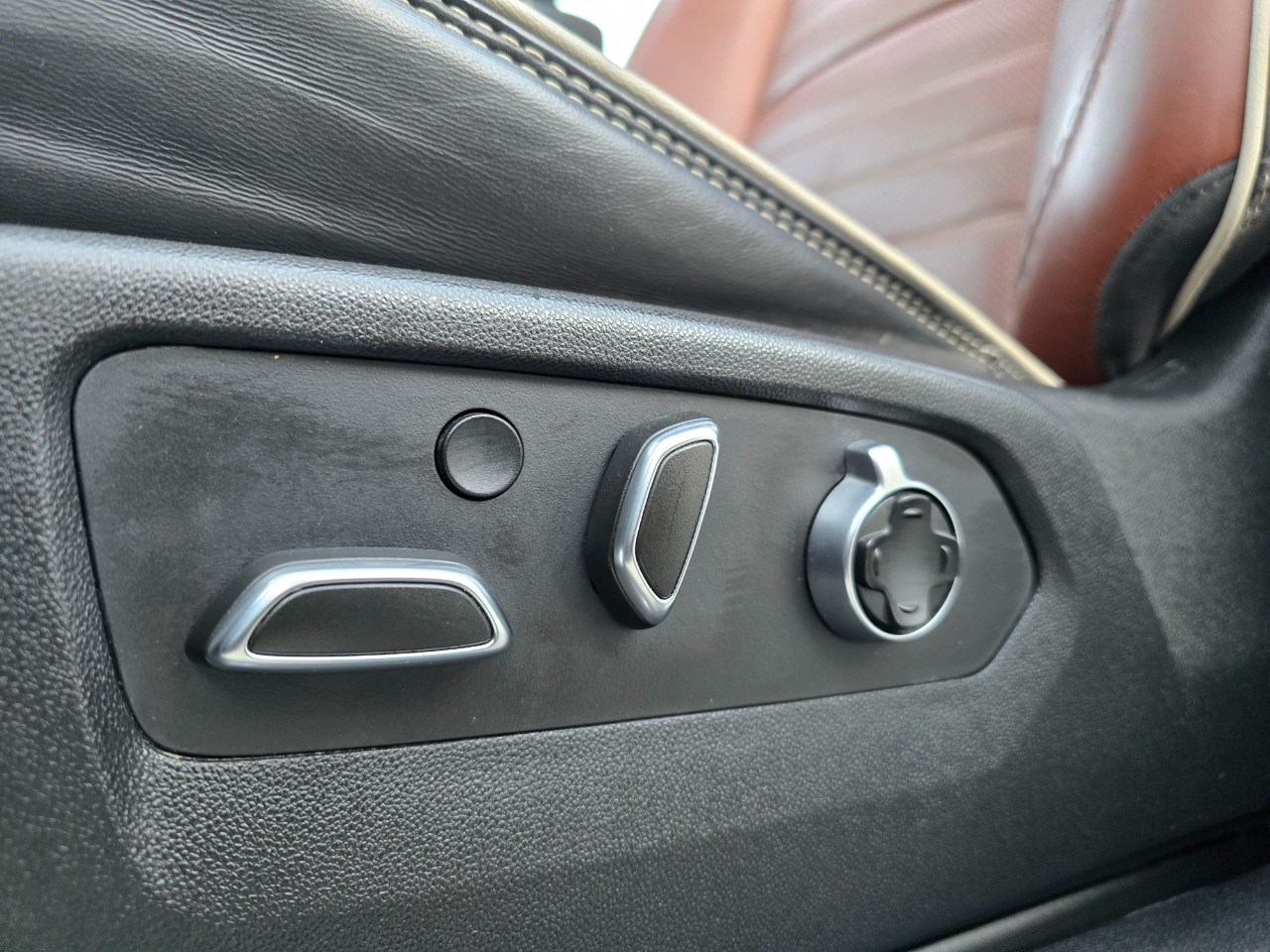 GMC Sierra 1500 4WD Crew Cab 147" Denali Ultimate 2022