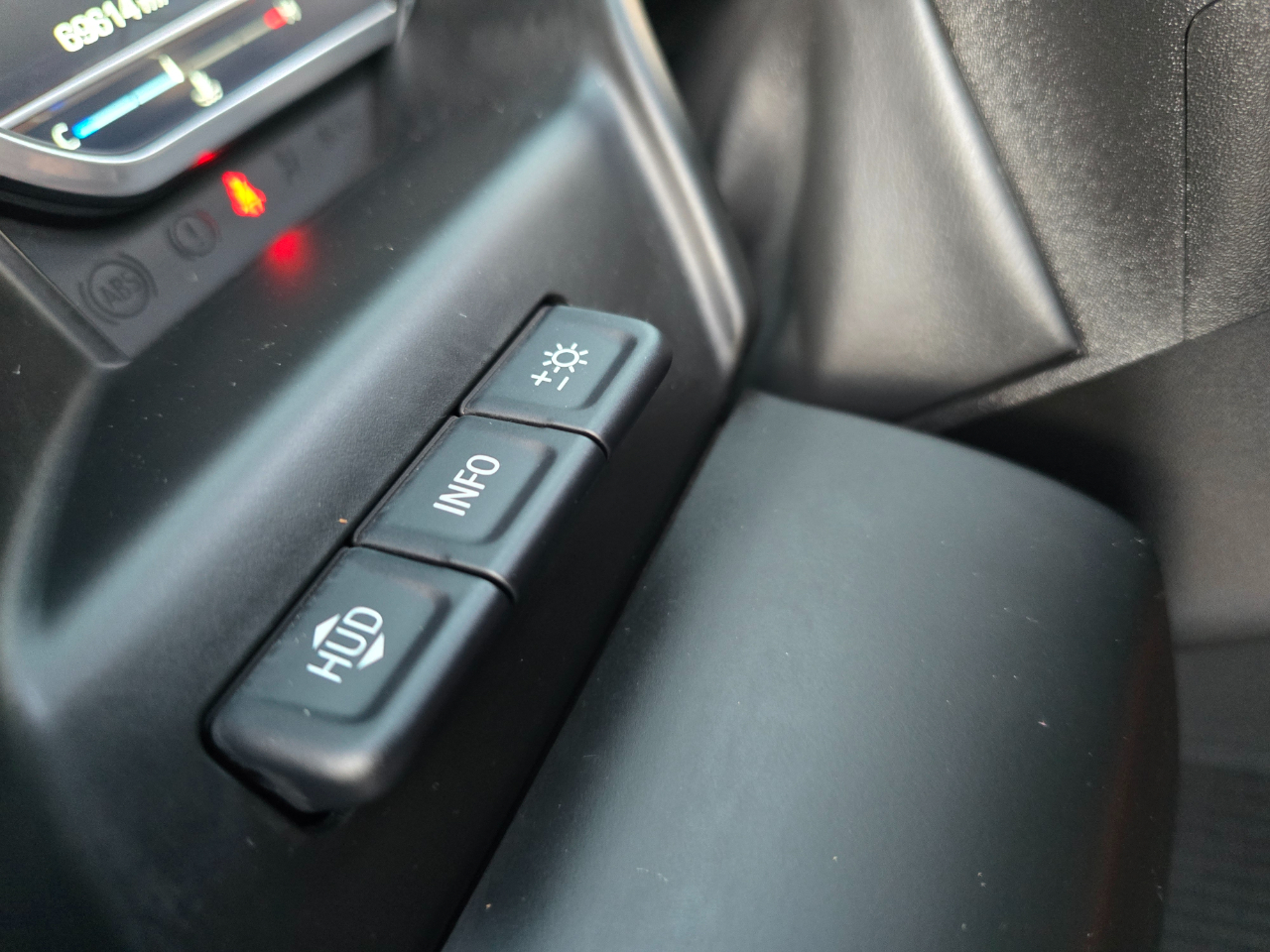 GMC Sierra 1500 4WD Crew Cab 147" Denali Ultimate 2022