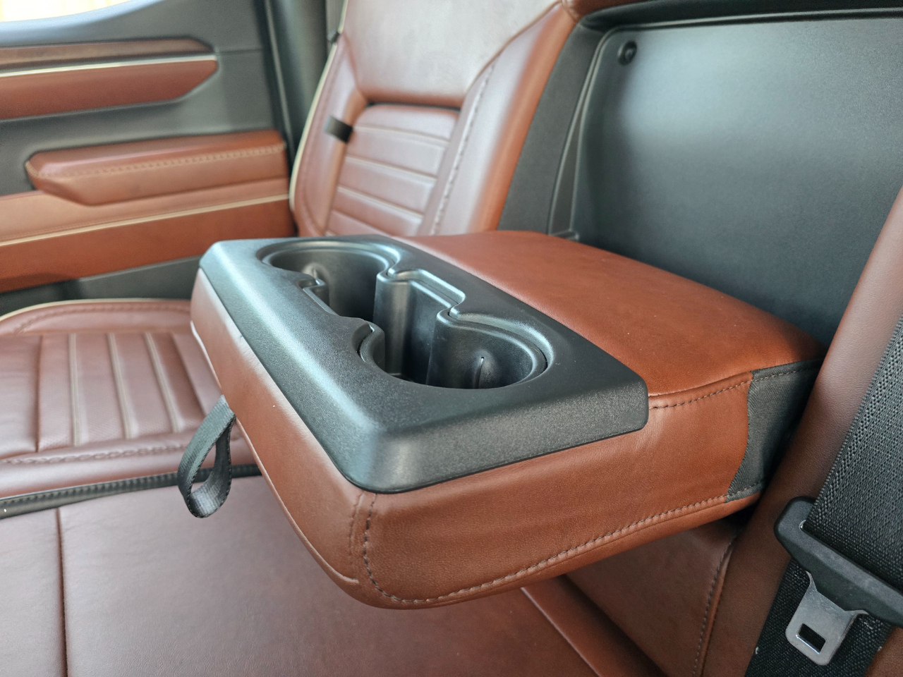 GMC Sierra 1500 4WD Crew Cab 147" Denali Ultimate 2022