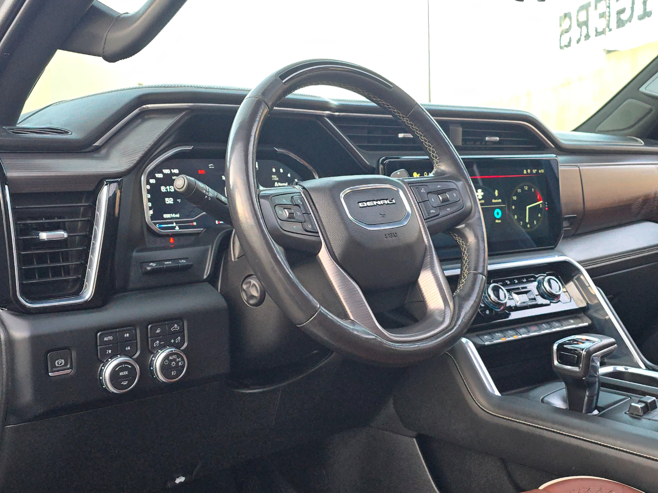 GMC Sierra 1500 4WD Crew Cab 147" Denali Ultimate 2022