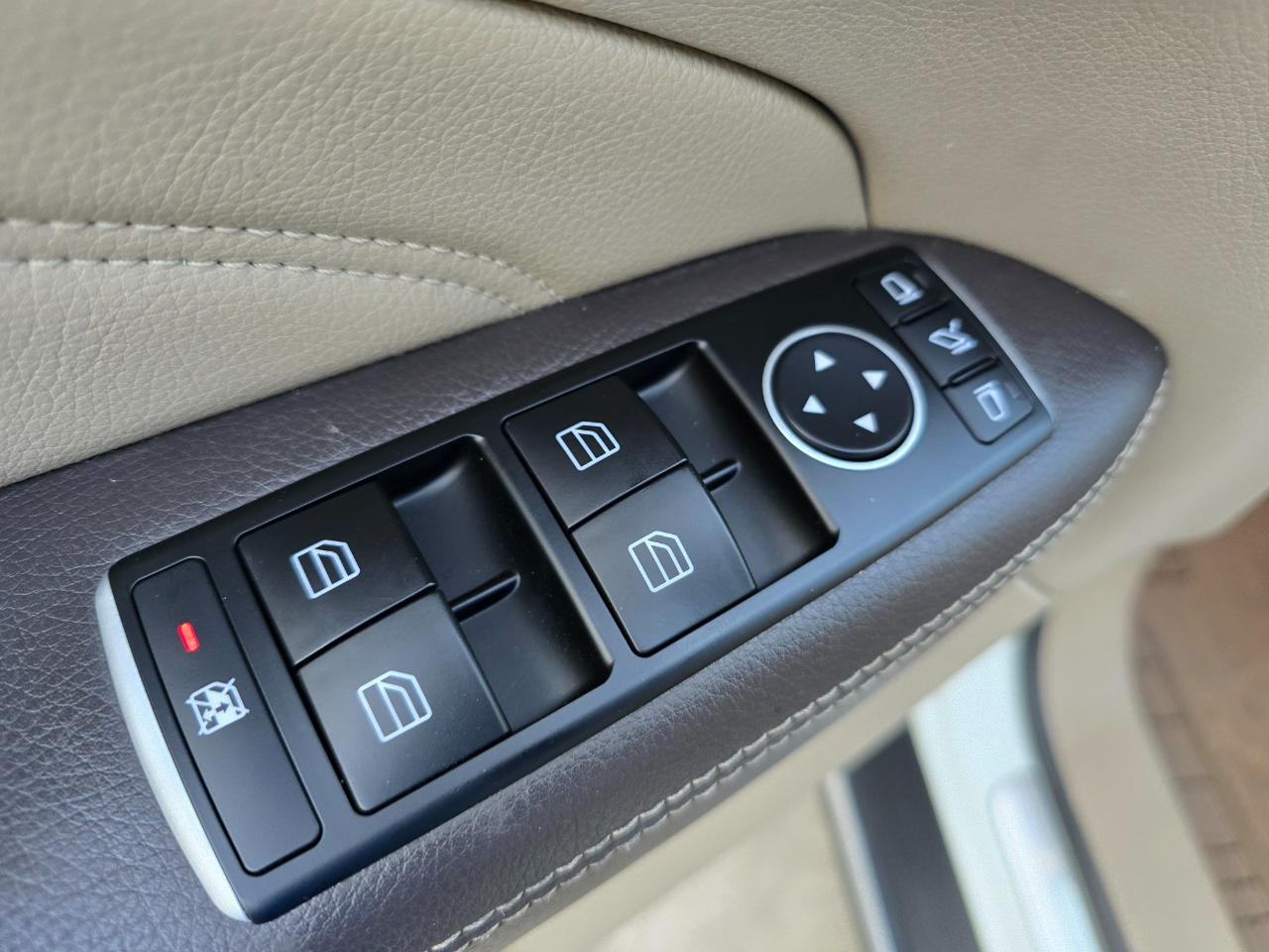 Mercedes-Benz M-Class 4MATIC 4dr ML 350 2013