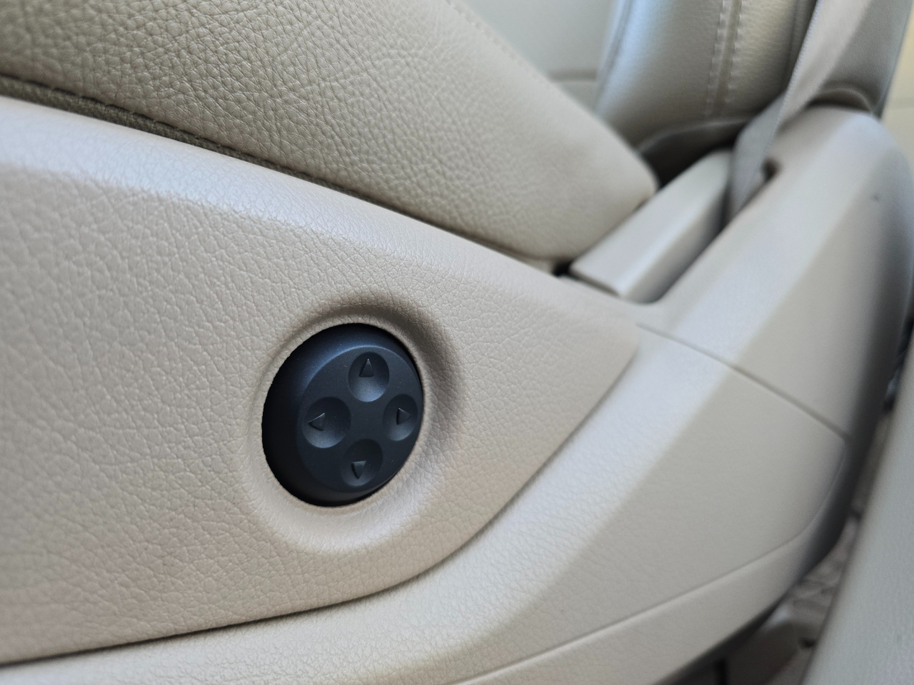 Mercedes-Benz M-Class 4MATIC 4dr ML 350 2013