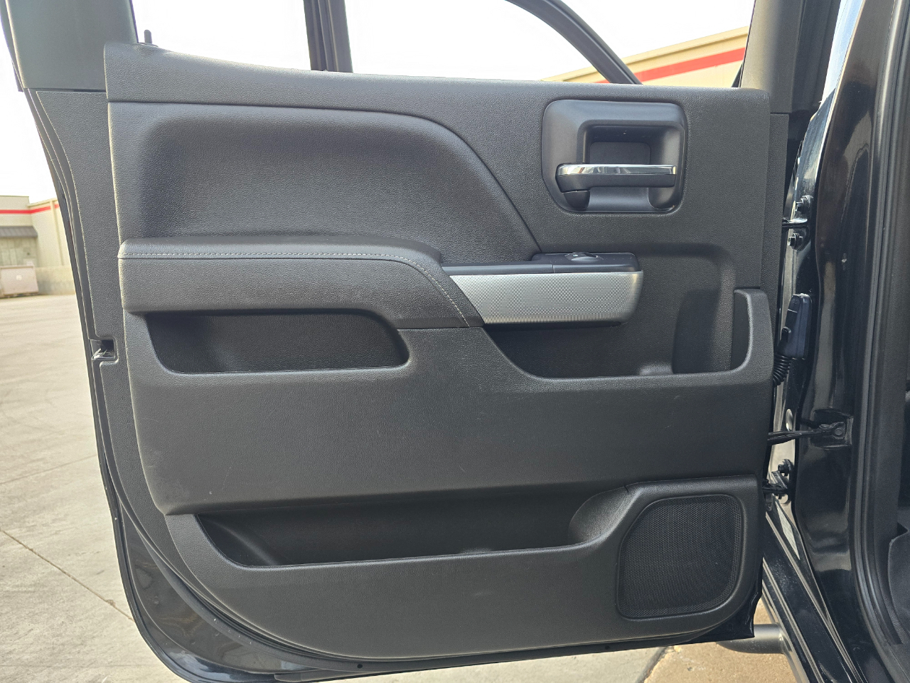 Chevrolet Silverado 1500 4WD Crew Cab 143.5" LTZ w/2LZ 2017