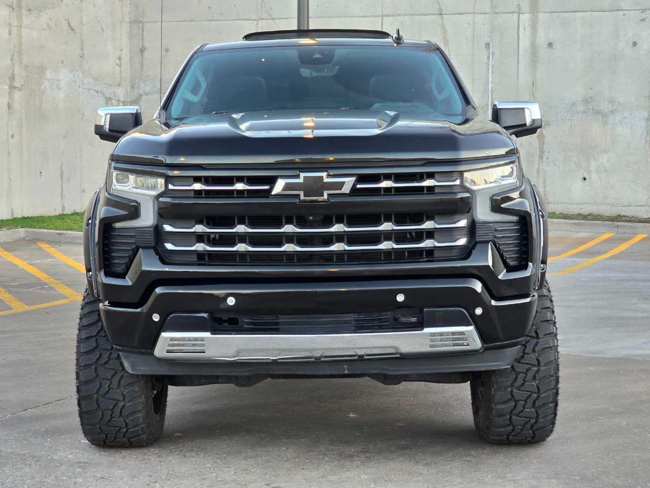 Chevrolet Silverado 1500 4WD Crew Cab 147" LTZ 2023