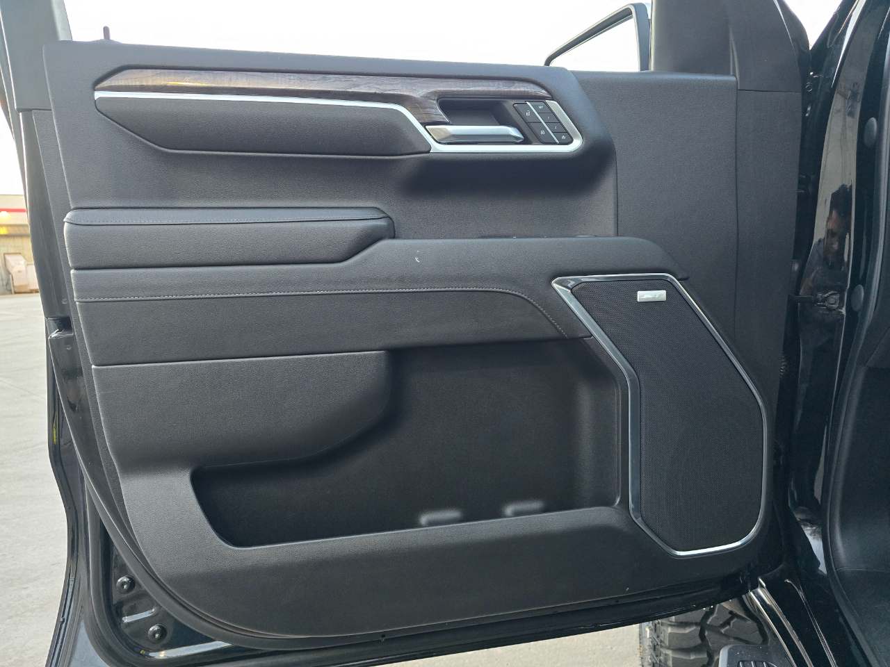 Chevrolet Silverado 1500 4WD Crew Cab 147" LTZ 2023