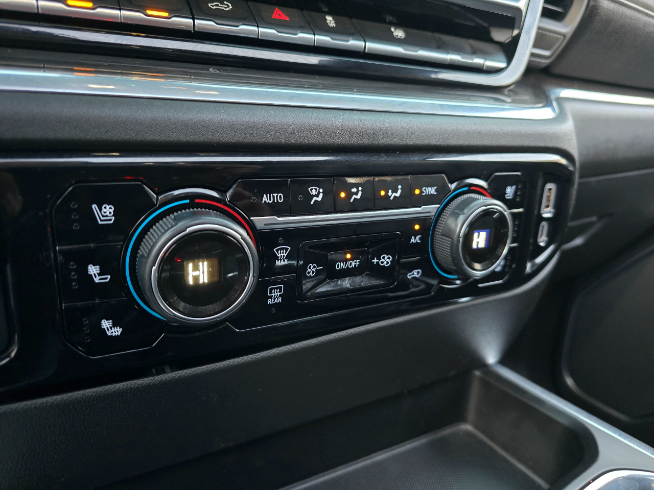 Chevrolet Silverado 1500 4WD Crew Cab 147" LTZ 2023