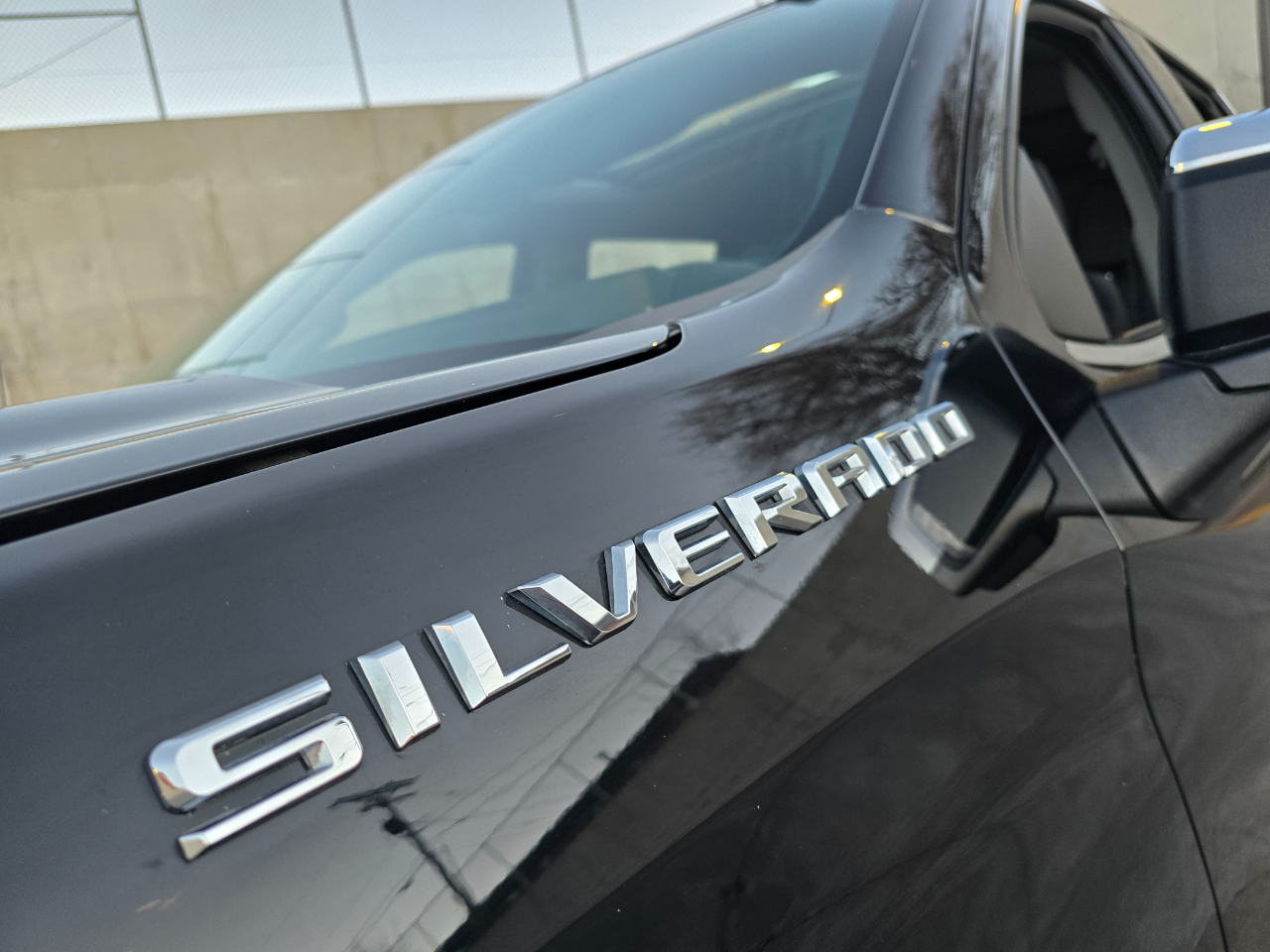 Chevrolet Silverado 1500 4WD Crew Cab 147" LTZ 2023