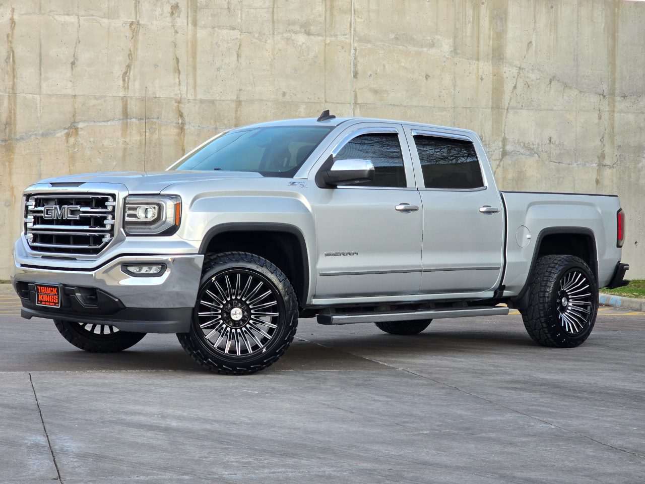 GMC Sierra 1500 4WD Crew Cab 143.5" SLT 2016