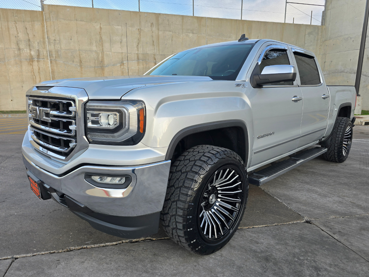 GMC Sierra 1500 4WD Crew Cab 143.5" SLT 2016