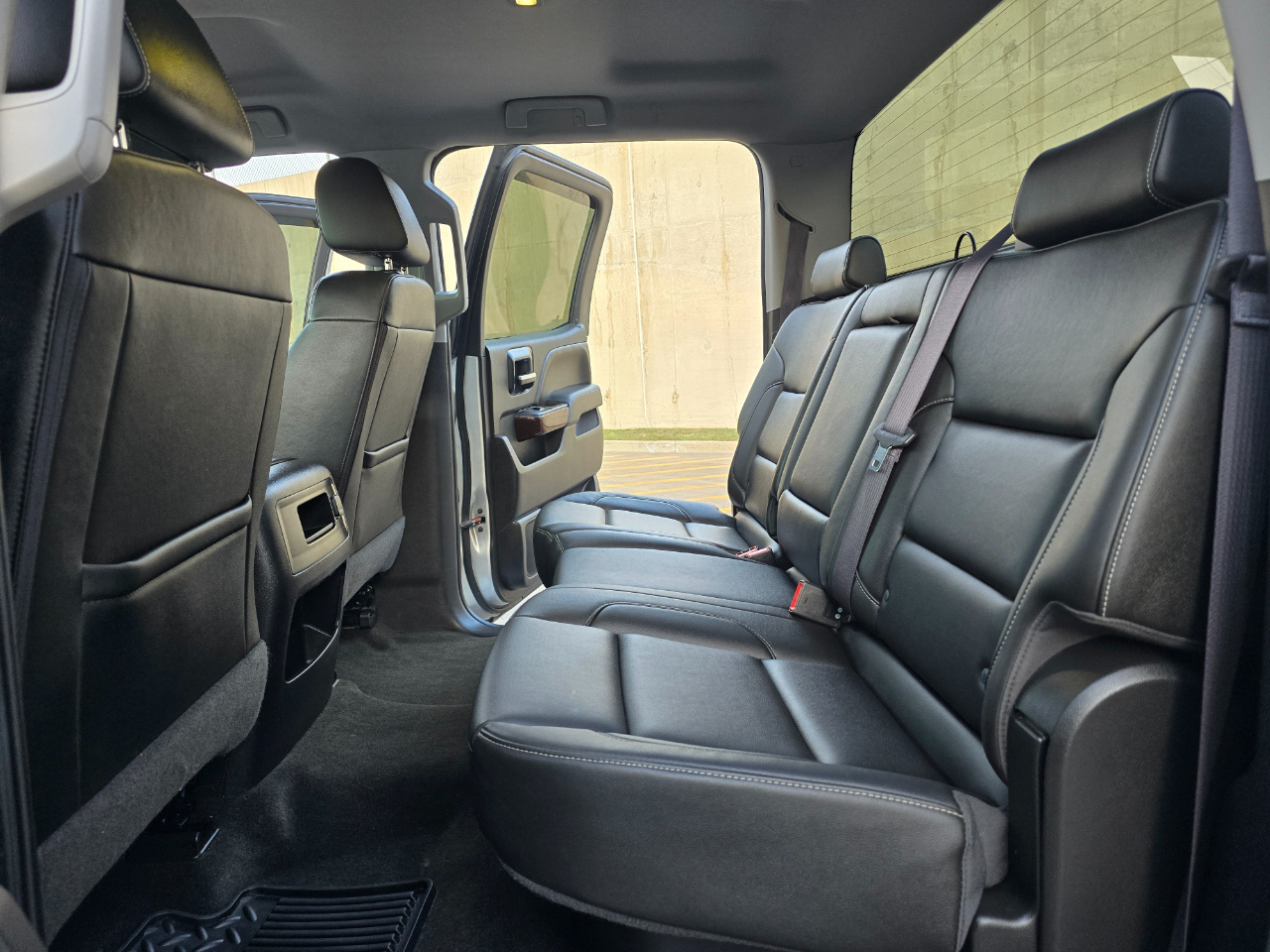 GMC Sierra 1500 4WD Crew Cab 143.5" SLT 2016