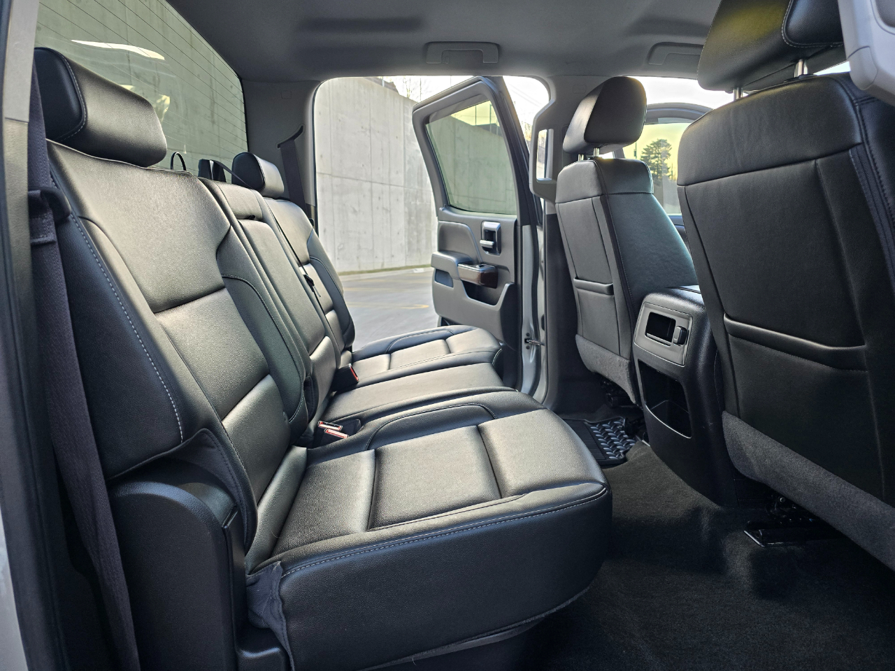 GMC Sierra 1500 4WD Crew Cab 143.5" SLT 2016