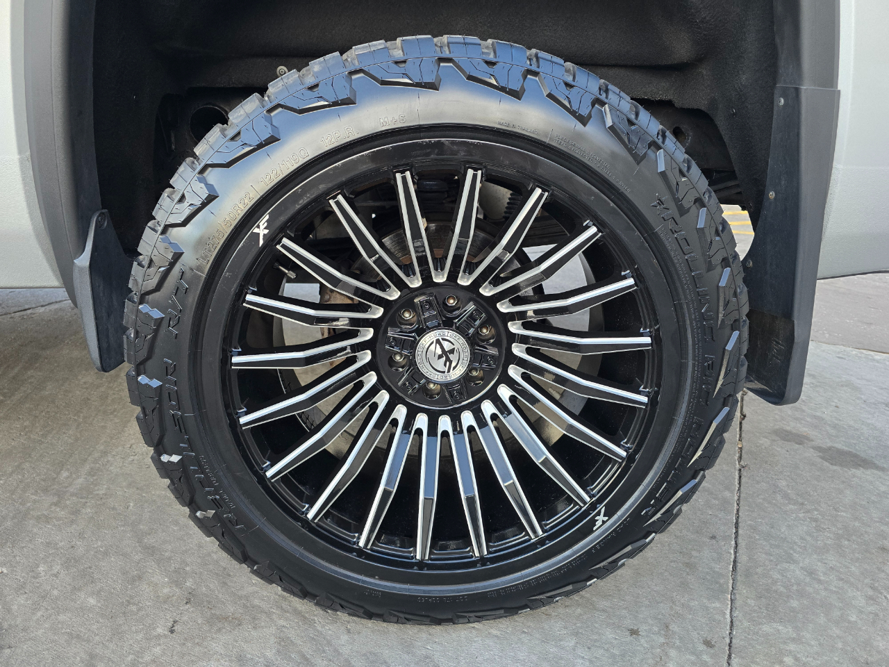 GMC Sierra 1500 4WD Crew Cab 143.5" SLT 2016