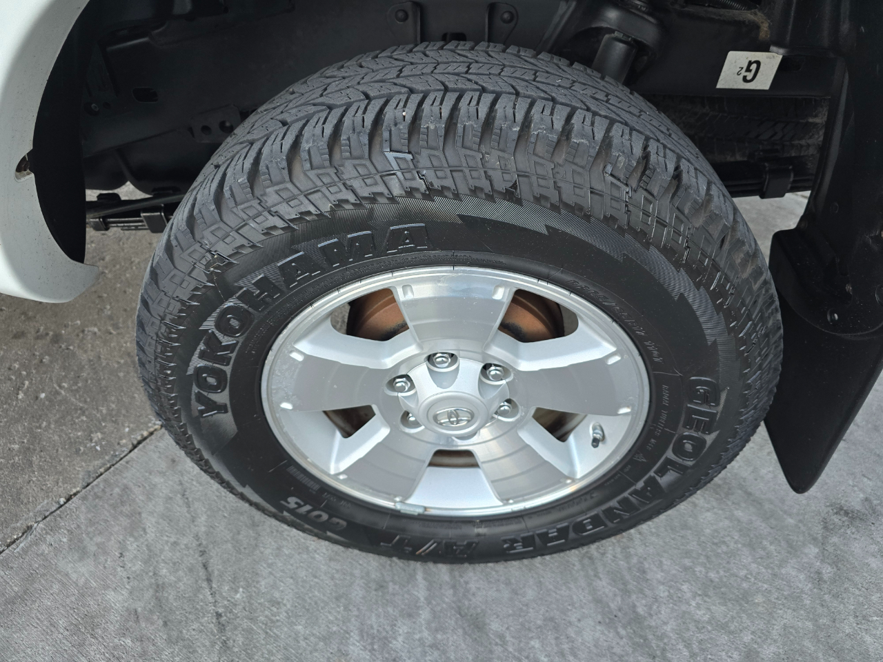 Toyota Tacoma 4WD Double Cab V6 AT (Natl) 2015