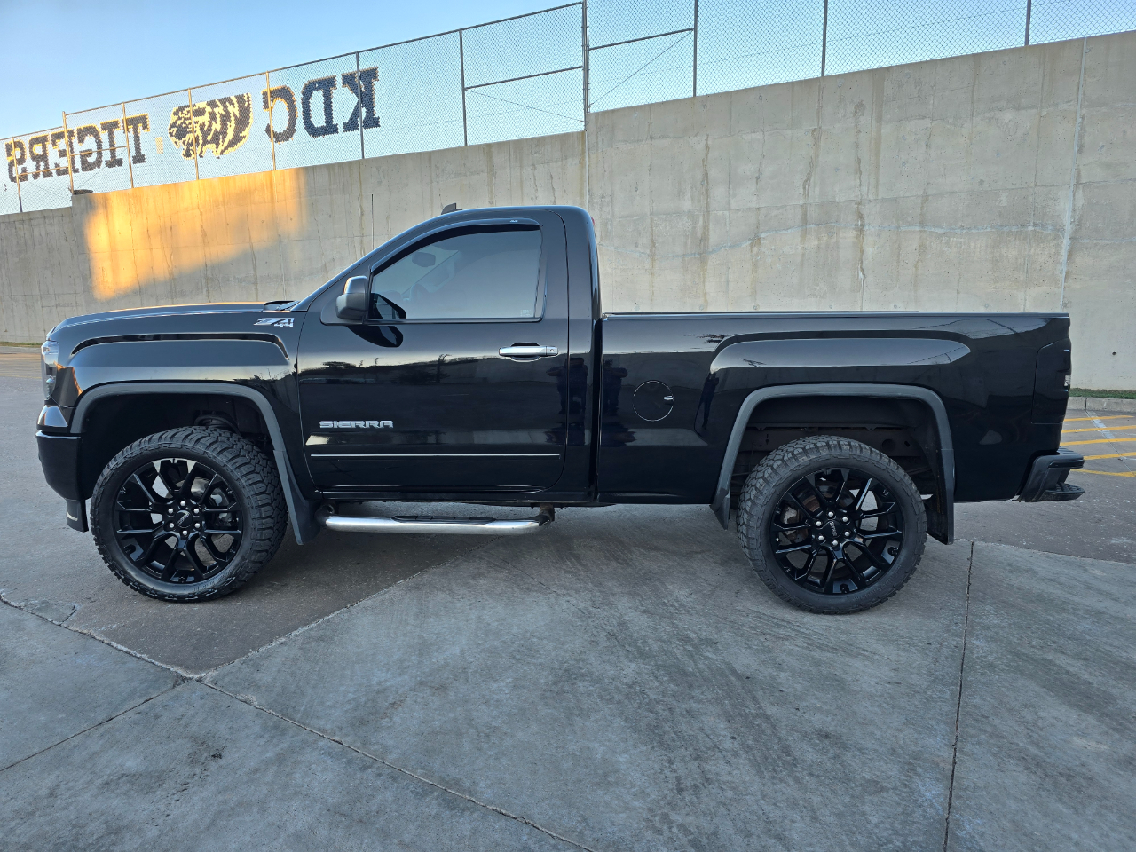GMC Sierra 1500 4WD Reg Cab 119.0" SLE 2014