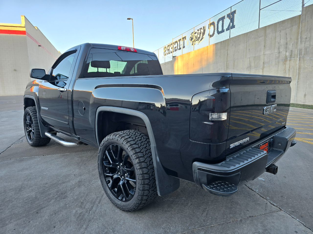 GMC Sierra 1500 4WD Reg Cab 119.0" SLE 2014