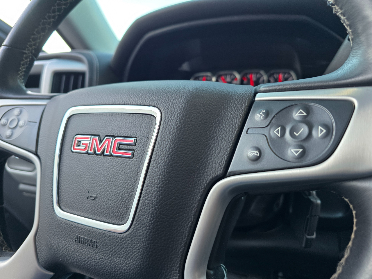 GMC Sierra 1500 4WD Reg Cab 119.0" SLE 2014