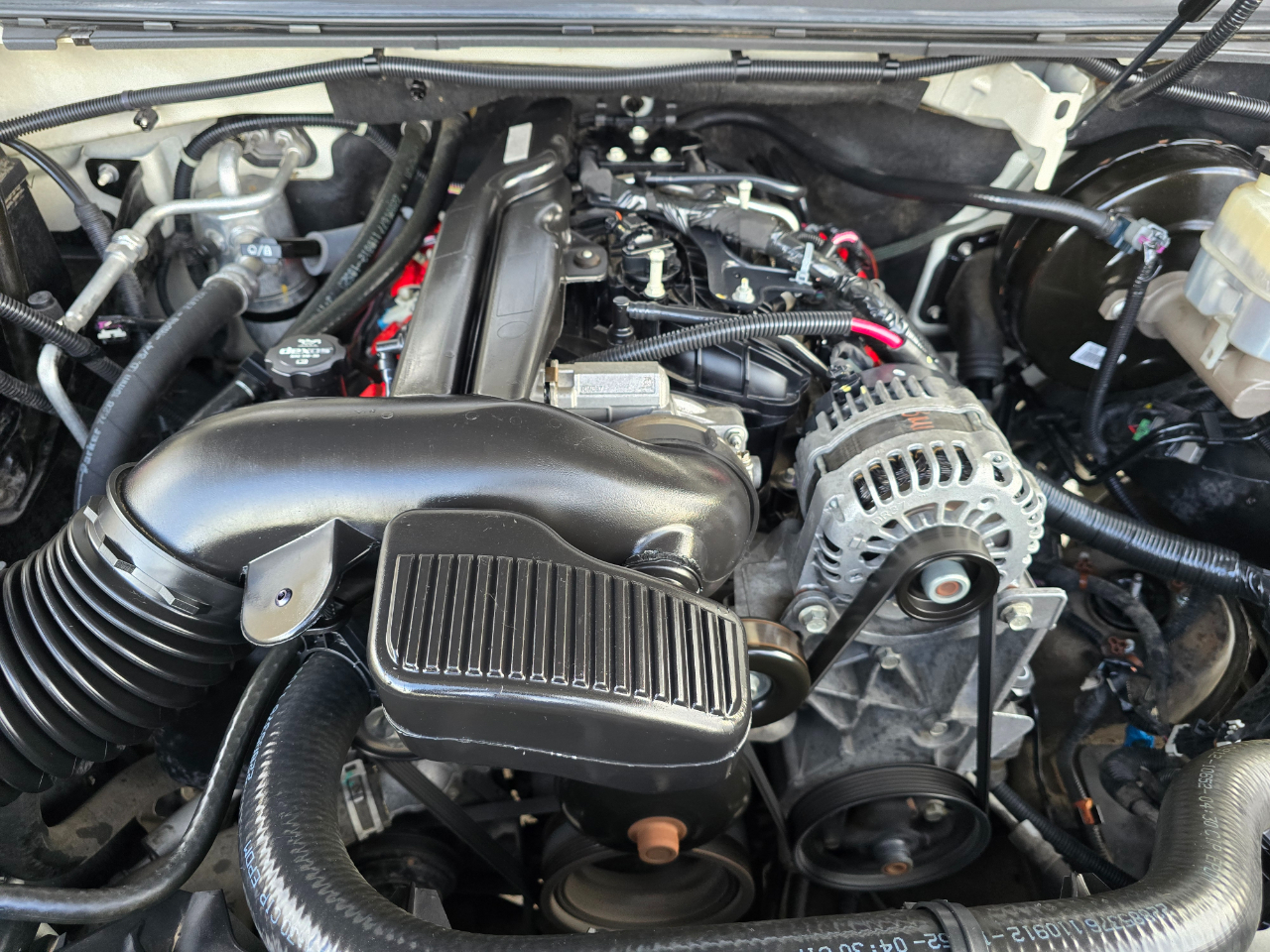 Chevrolet Avalanche 4WD Crew Cab LTZ 2013