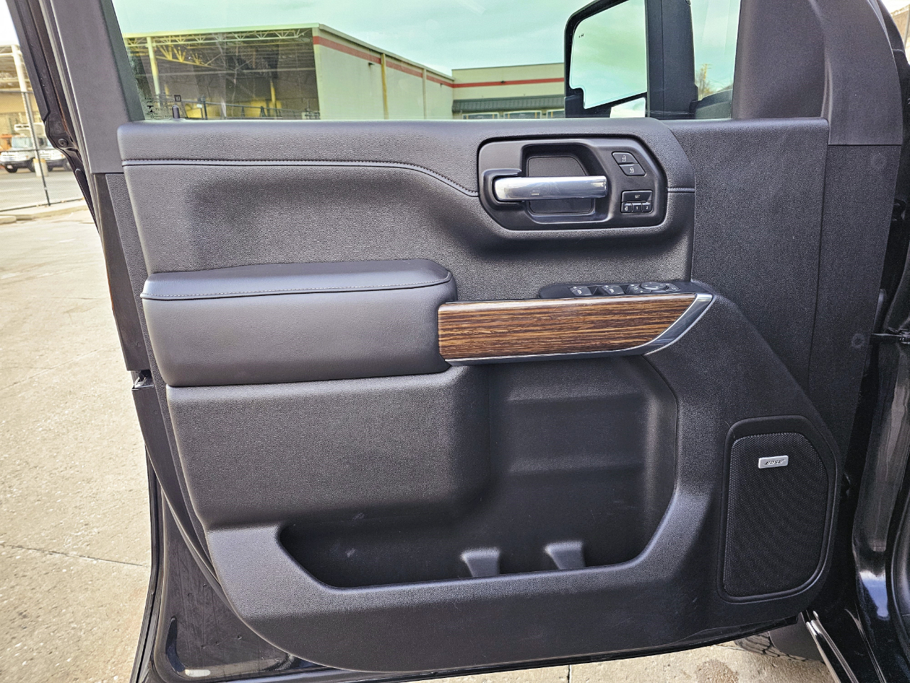 Chevrolet Silverado 3500HD 4WD Crew Cab 172" High Country 2022