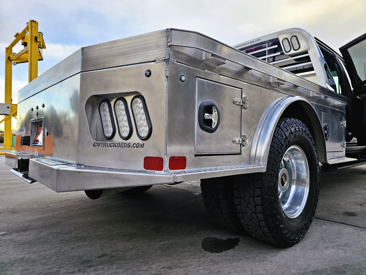 Chevrolet Silverado 3500HD 4WD Crew Cab 172" High Country 2022