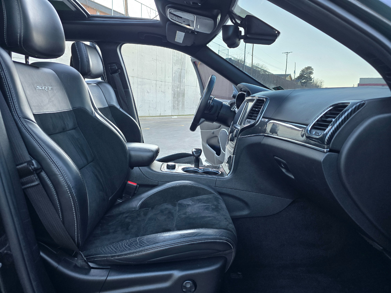 Jeep Grand Cherokee 4WD 4dr SRT8 2014