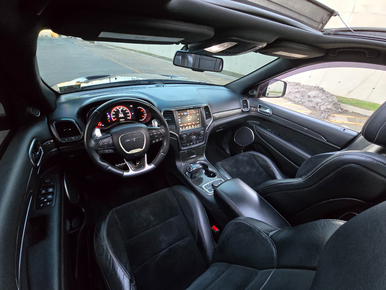 Jeep Grand Cherokee 4WD 4dr SRT8 2014