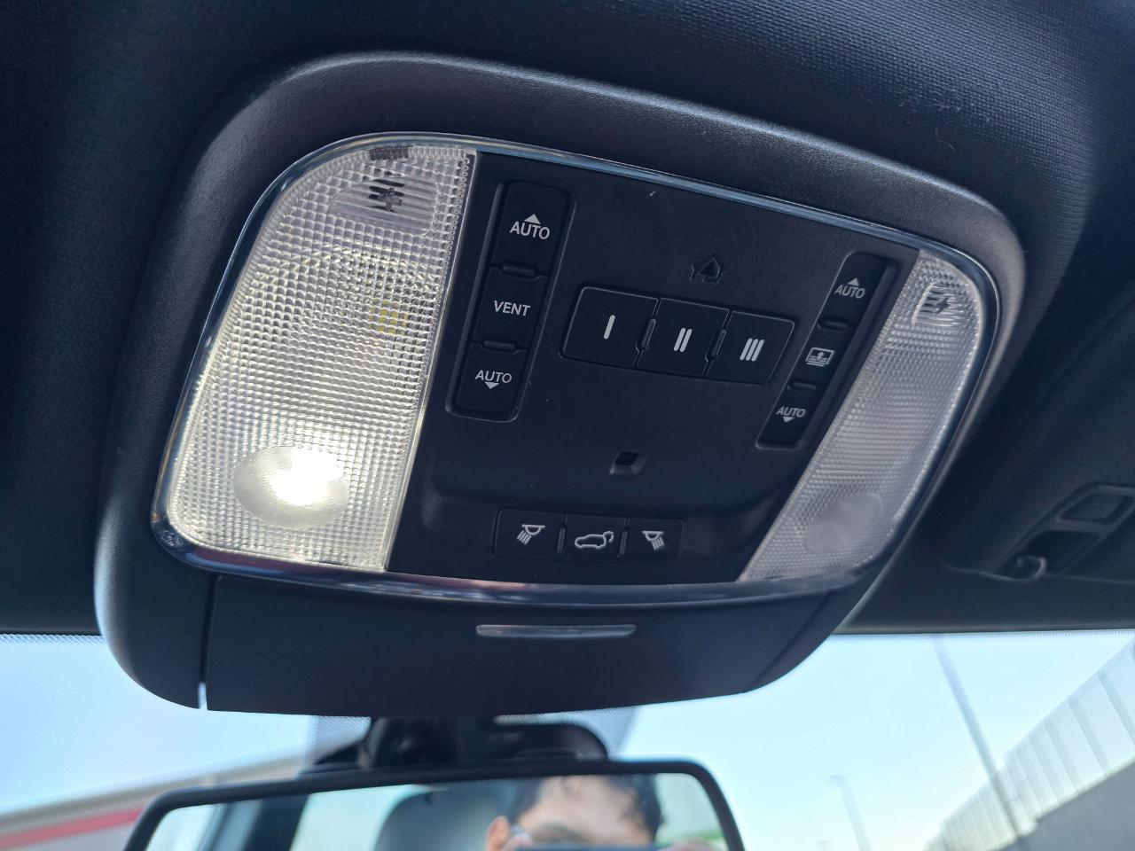 Jeep Grand Cherokee 4WD 4dr SRT8 2014