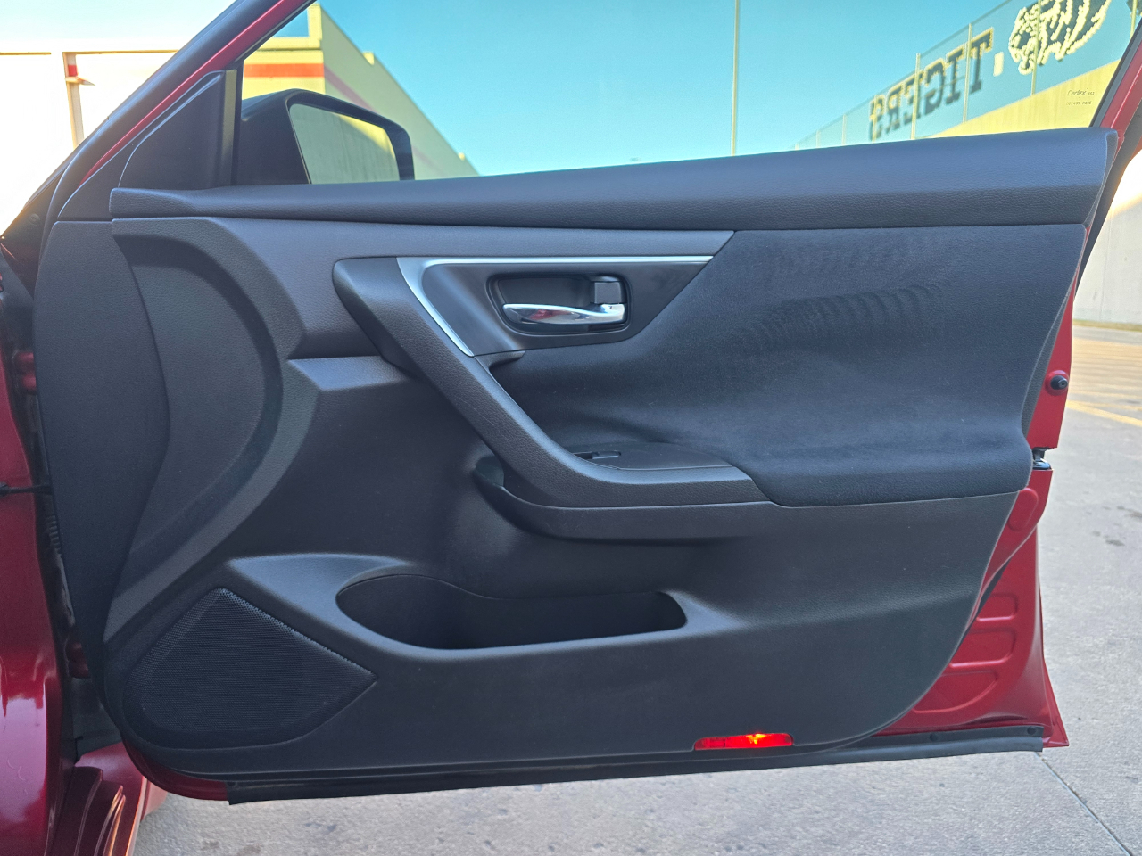 Nissan Altima 4dr Sdn I4 2.5 S 2015