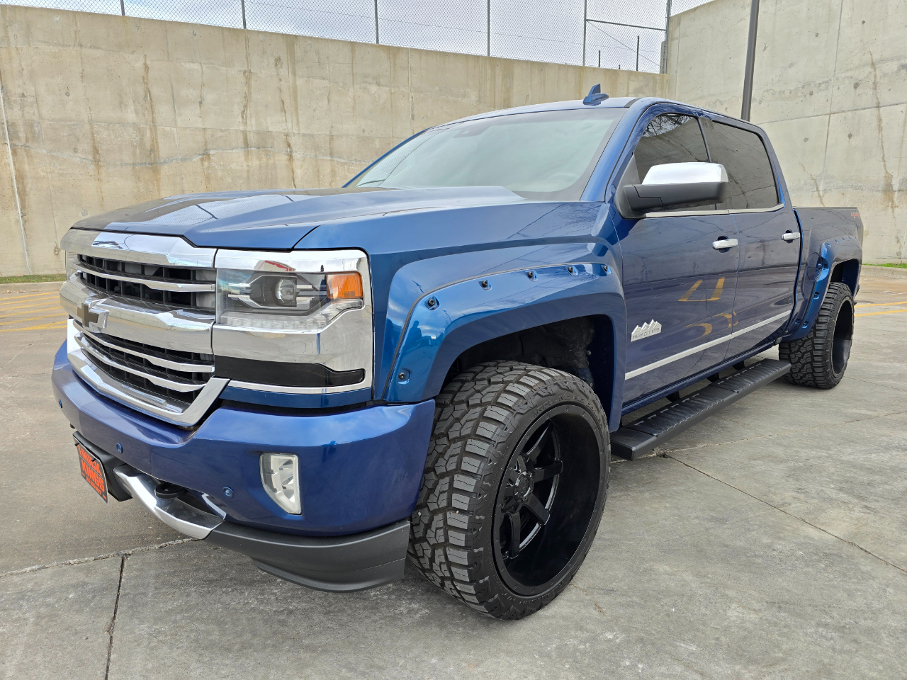 Chevrolet Silverado 1500 4WD Crew Cab 143.5" High Country 2016