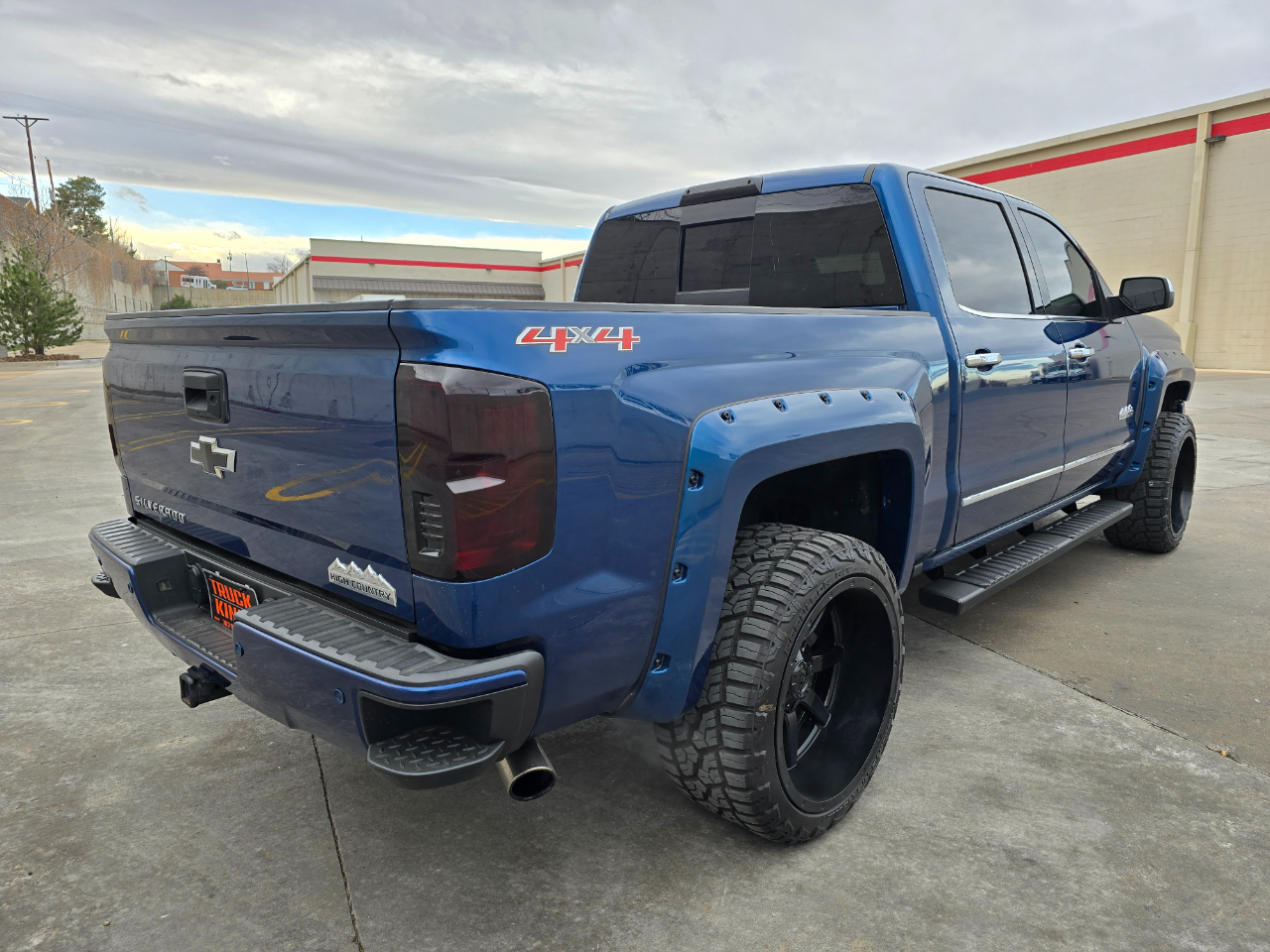 Chevrolet Silverado 1500 4WD Crew Cab 143.5" High Country 2016