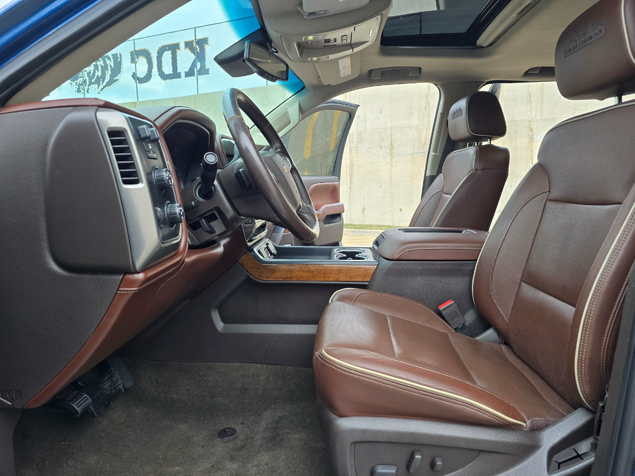 Chevrolet Silverado 1500 4WD Crew Cab 143.5" High Country 2016