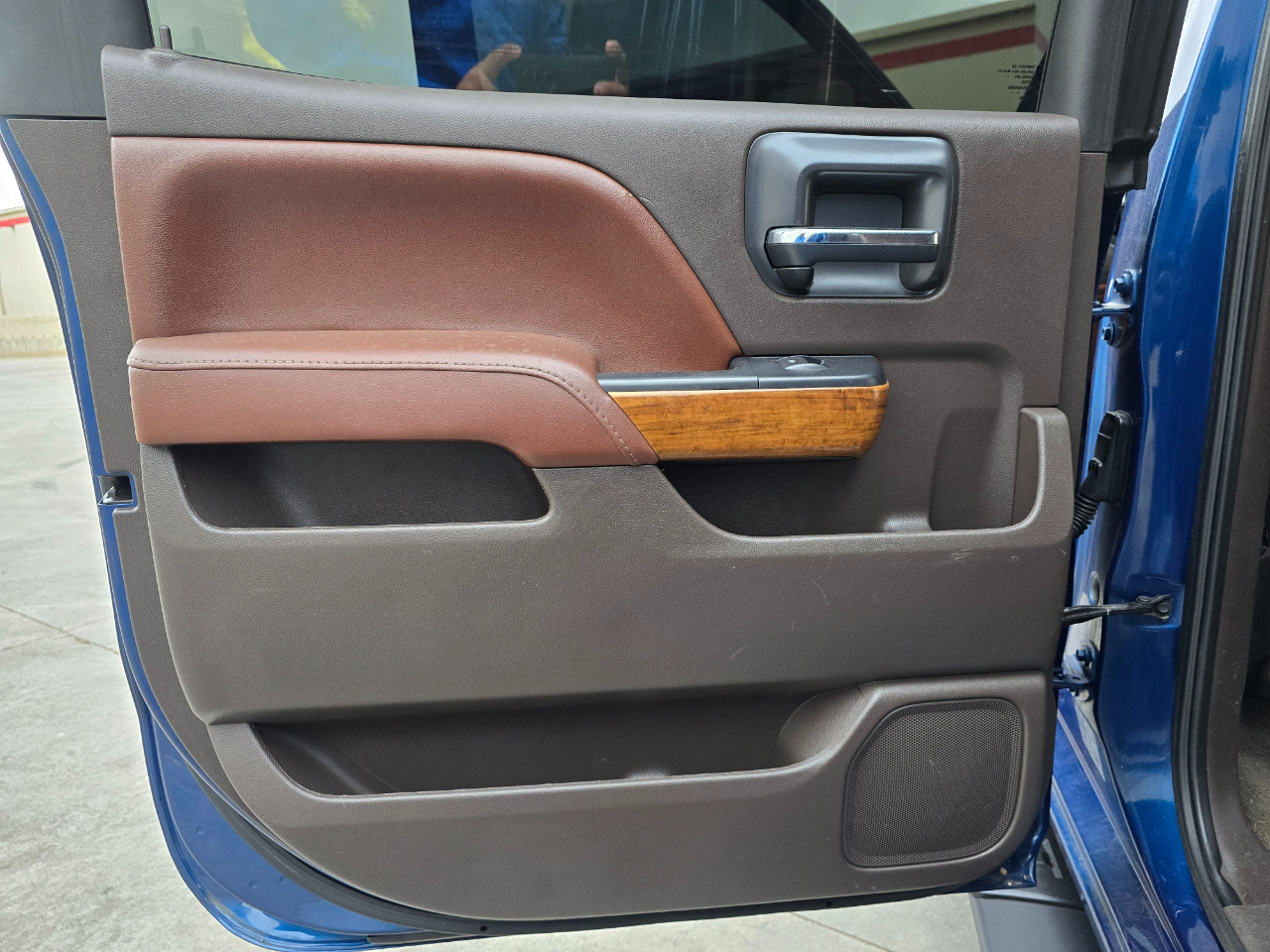 Chevrolet Silverado 1500 4WD Crew Cab 143.5" High Country 2016