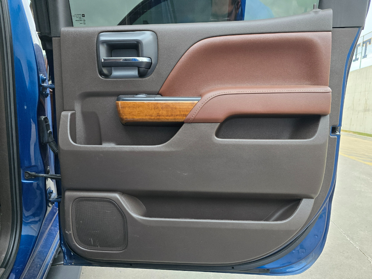 Chevrolet Silverado 1500 4WD Crew Cab 143.5" High Country 2016