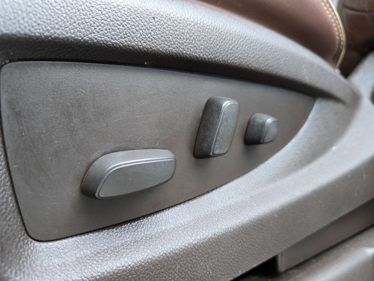 Chevrolet Silverado 1500 4WD Crew Cab 143.5" High Country 2016