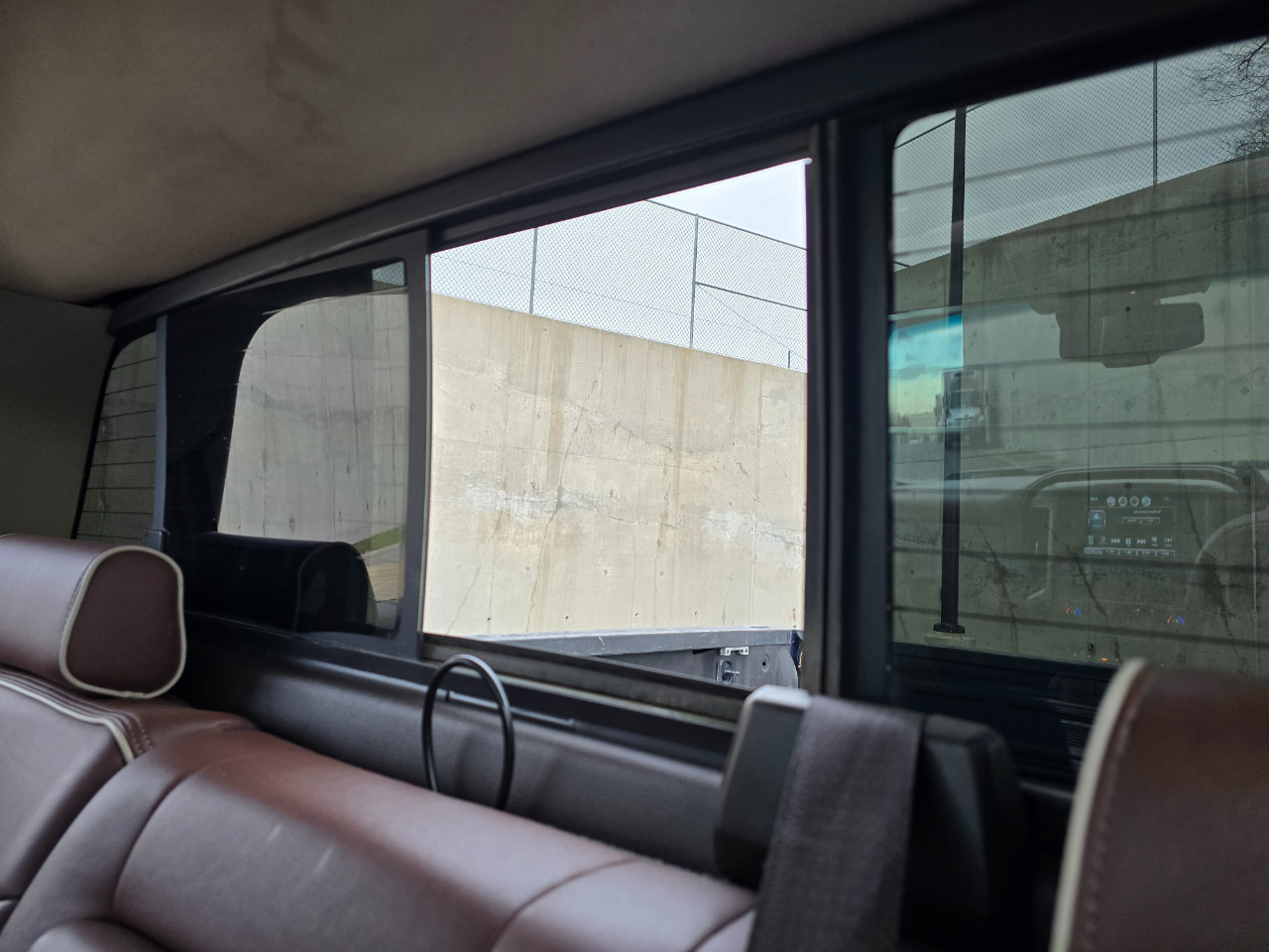 Chevrolet Silverado 1500 4WD Crew Cab 143.5" High Country 2016