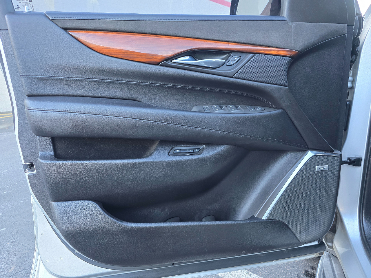 Cadillac Escalade ESV 4WD 4dr Premium 2015