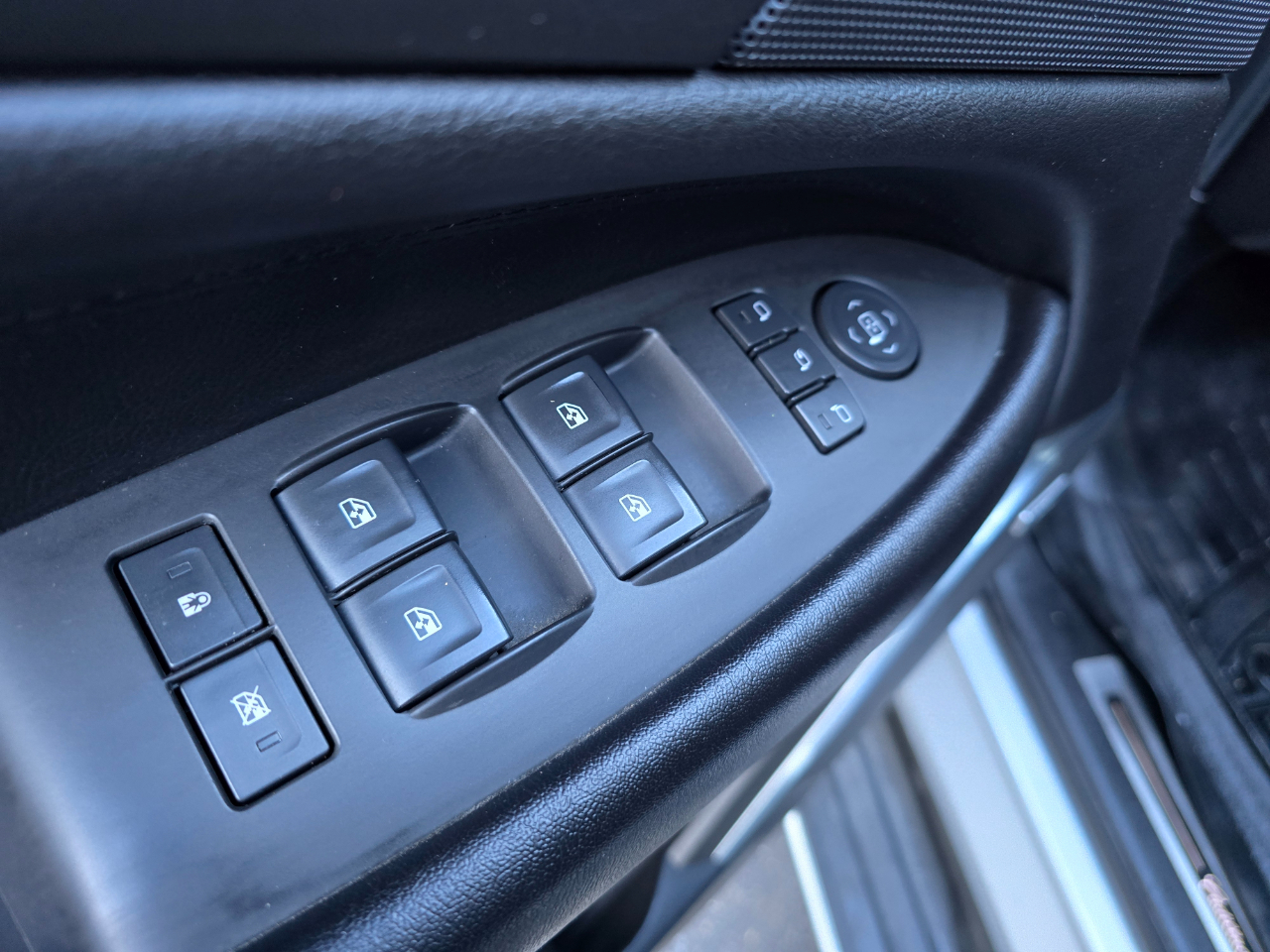 Cadillac Escalade ESV 4WD 4dr Premium 2015