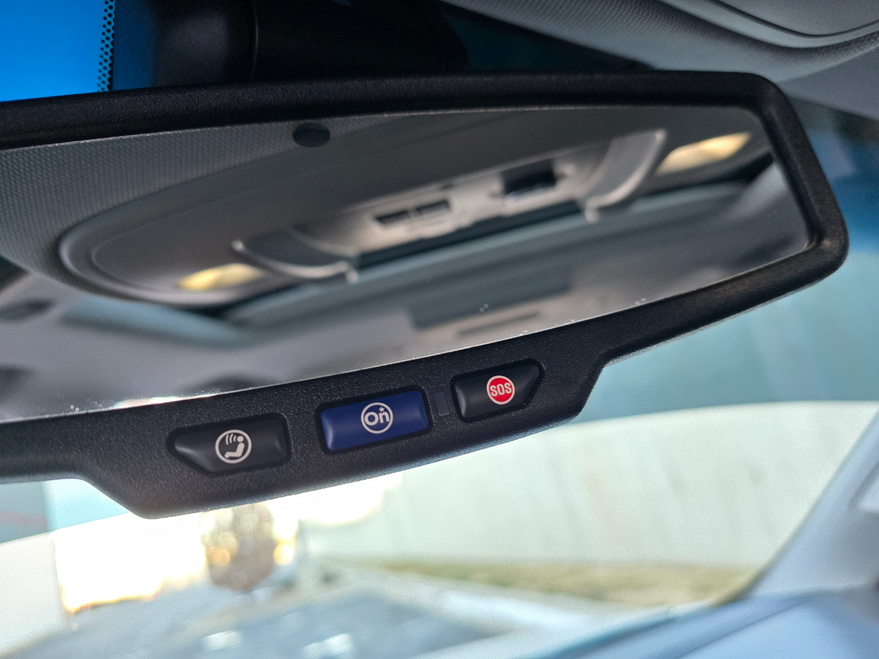 Cadillac Escalade ESV 4WD 4dr Premium 2015