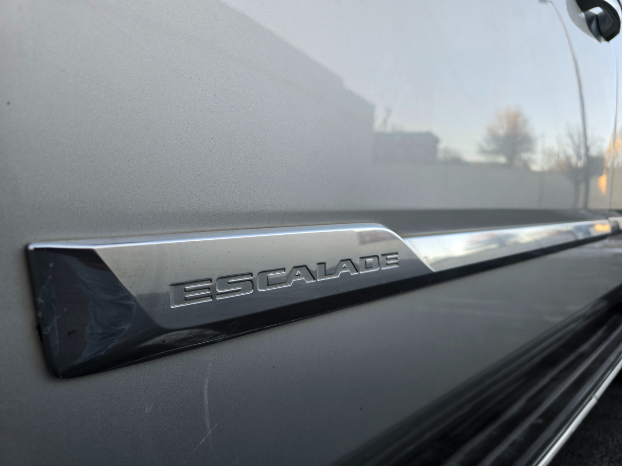 Cadillac Escalade ESV 4WD 4dr Premium 2015